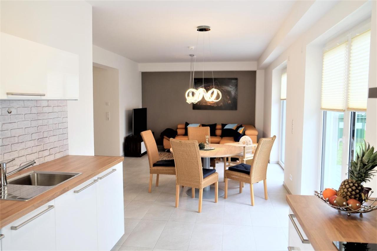 Family + Friends Apartment Ferienwohnung Ransbach-Baumbach Екстериор снимка
